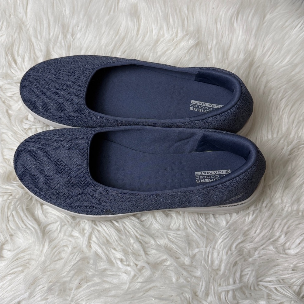 Skechers Navy Knit Slip-On Ballet Flats Size 9 Comfort Cushioned Lightweight - Picture 4 of 8
